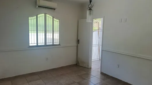 Casa com 2 Quartos à venda, 100m² no Caonze, Nova Iguaçu