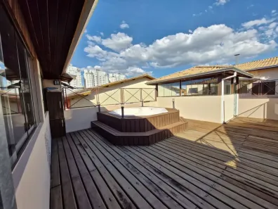 Casa com 3 Quartos à venda, 360m² no Centro, Botucatu