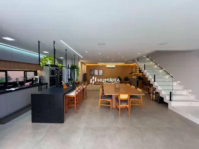 Casa com 3 Quartos à venda, 226m² no Universitário, Londrina