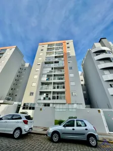 Apartamento com 2 Quartos para alugar, 60m² no Vinhedos, Caxias do Sul