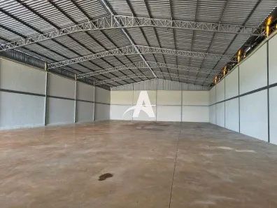 Galpão/Depósito/Armazém para alugar, 1000m² no Laranjeiras, Uberlândia