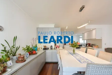 Apartamento com 4 Quartos à venda, 121m² no Jardim Paulista, São Paulo