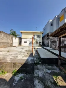 Casa com 2 Quartos à venda, 100m² no Jardim Santo Eduardo, Embu das Artes