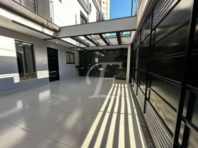 Sobrado com 4 Quartos à venda, 140m² no Santa Teresinha, São Paulo
