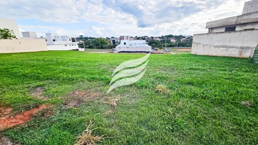 Lote/Terreno à venda, 400m² no Alvorada, Araçatuba