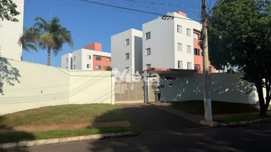 Apartamento com 2 Quartos para alugar, 54m² no Chácaras Tubalina e Quartel, Uberlândia