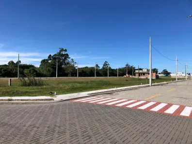 Lote/Terreno à venda, 200m² no Porto da Vila, Imbituba