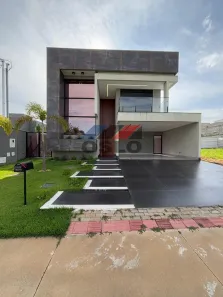 Sobrado com 4 Quartos à venda, 312m² no Residencial Parqville Jacarandá, Aparecida de Goiânia