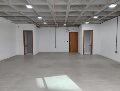 Sala Comercial para alugar, 73m² no São Cristóvão, Salvador