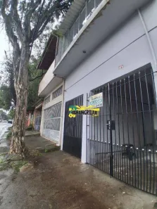 Casa com 2 Quartos para alugar, 50m² no Piraporinha, Diadema