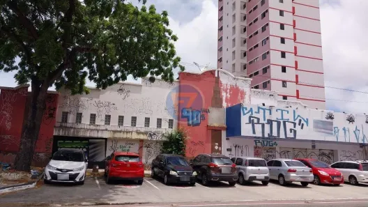 Prédio Comercial para alugar, 380m² no Joaquim Távora, Fortaleza