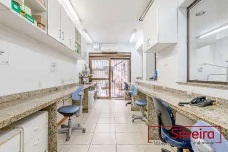 Imóvel Comercial à venda, 162m² no Rio Branco, Porto Alegre