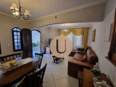 Sobrado com 5 Quartos à venda, 246m² no Demarchi, São Bernardo do Campo
