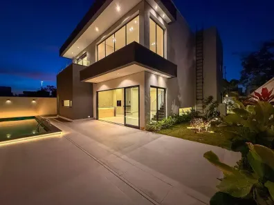 Casa de Condomínio com 4 Quartos à venda, 293m² no Granada, Uberlândia