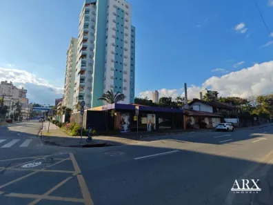 Casa à venda, 500m² no Ponta Aguda, Blumenau