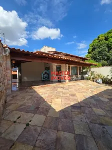Casa com 3 Quartos à venda, 300m² no Alvorada, Contagem