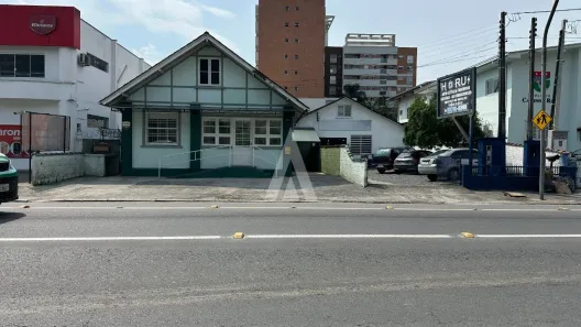 Lote/Terreno à venda, 379m² no Glória, Joinville