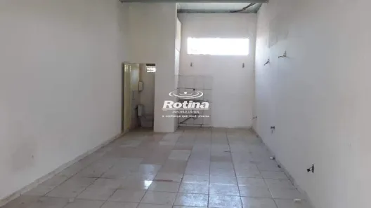 Ponto Comercial para alugar, 35m² no Jardim Patrícia, Uberlândia