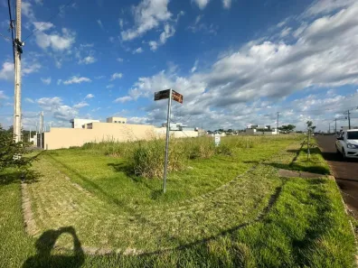 Lote/Terreno à venda, 323m² no Três Fronteiras, Foz do Iguaçu