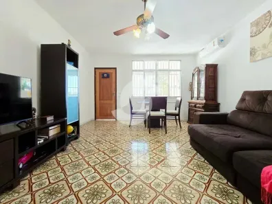 Casa com 4 Quartos à venda, 400m² no Santa Rosa, Niterói