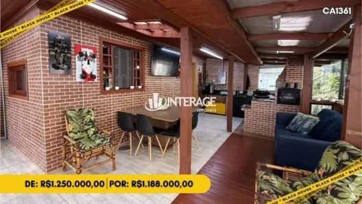 Casa com 6 Quartos à venda, 220m² no Xaxim, Curitiba