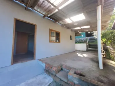 Casa com 2 Quartos para alugar, 65m² no Belém Novo, Porto Alegre