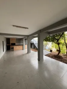 Sobrado com 4 Quartos à venda, 321m² no Andrade, Londrina
