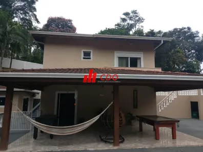 Sobrado com 4 Quartos à venda, 196m² no Bosque do Embu, Embu das Artes