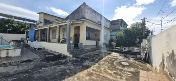 Casa com 3 Quartos à venda, 400m² no Parque Senhor do Bonfim, Duque de Caxias