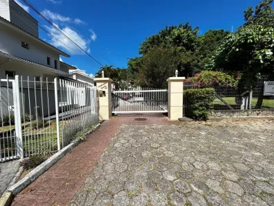 Lote/Terreno à venda, 374m² no Trindade, Florianópolis