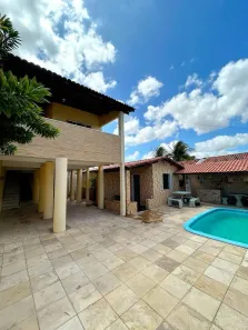 Sobrado com 5 Quartos à venda, 312m² no Tabuba, Caucaia