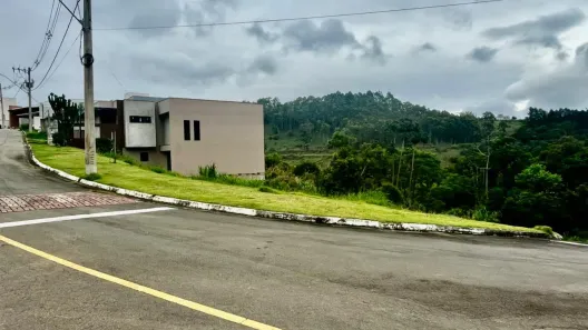 Lote/Terreno à venda, 555m² no Parque Guadalajara, Juiz de Fora