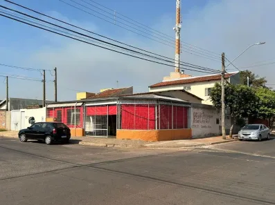 Imóvel Comercial com 2 Quartos à venda, 184m² no Jardim Imperial, Araraquara