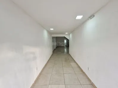 Ponto Comercial para alugar, 77m² no Centro, Juiz de Fora
