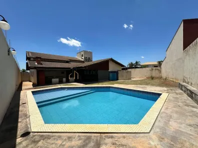 Casa de Condomínio com 3 Quartos à venda, 401m² no Jardim Itália, Cuiabá