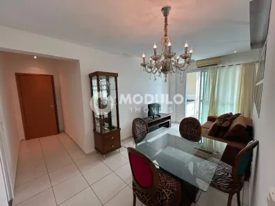 Apartamento com 2 Quartos para alugar, 75m² no Centro, Uberlândia