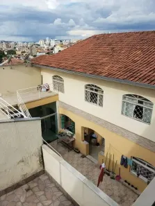 Casa com 3 Quartos para alugar, 200m² no Renascença, Belo Horizonte