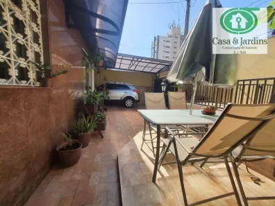 Casa com 3 Quartos para alugar, 160m² no Embaré, Santos
