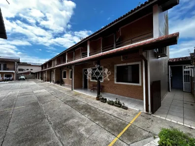 Sobrado com 2 Quartos à venda, 137m² no Massaguaçu, Caraguatatuba
