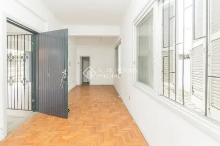 Kitnet com 1 Quarto para alugar, 30m² no Partenon, Porto Alegre