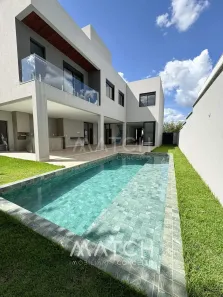 Casa de Condomínio com 5 Quartos à venda, 381m² no Loteamento Alphaville Residencial, Goiânia