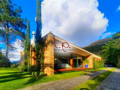 Casa de Condomínio com 4 Quartos à venda, 520m² no Araras, Petrópolis