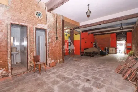 Prédio Comercial com 17 Quartos à venda, 351m² no Santa Teresa, Rio de Janeiro