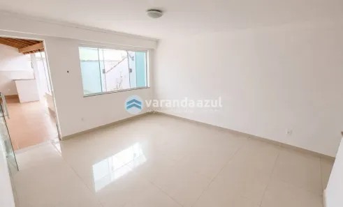 Casa com 2 Quartos para alugar, 75m² no Vila Brasileira, Mogi das Cruzes
