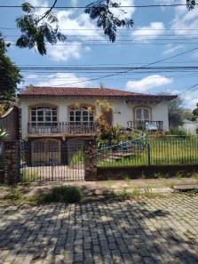 Casa com 4 Quartos à venda, 342m² no Laranjal, Volta Redonda