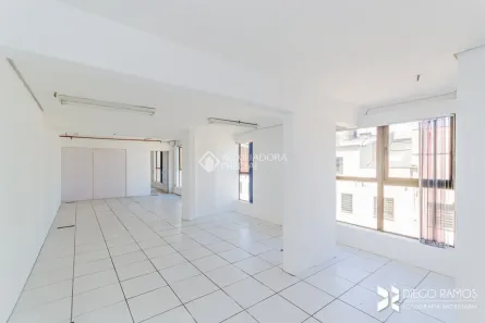 Sala Comercial para alugar, 122m² no Centro Histórico, Porto Alegre