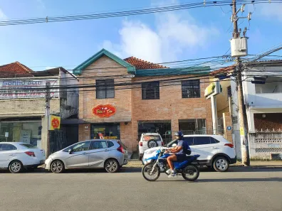 Ponto Comercial com 9 Quartos à venda, 495m² no Garcia, Salvador