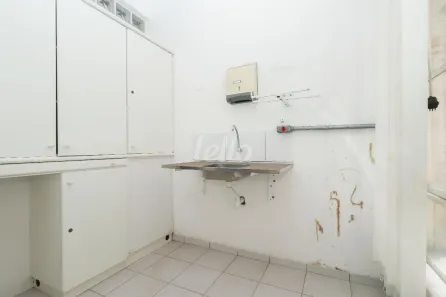 Sala Comercial para alugar, 212m² no República, São Paulo