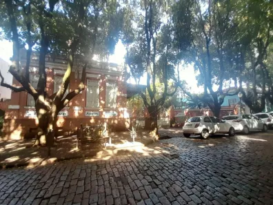 Prédio Comercial para alugar, 304m² no Centro, Araraquara