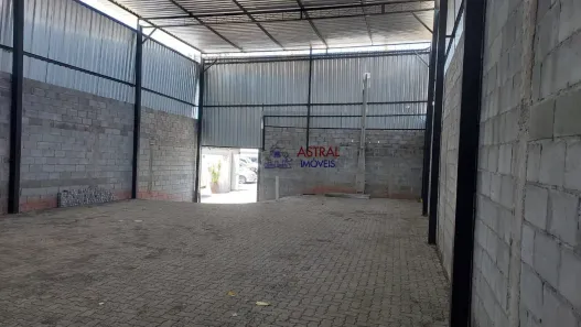 Galpão/Depósito/Armazém para alugar, 236m² no Vila Nair, São José dos Campos